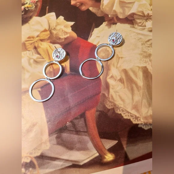 Elle Elegant Silver Sterling Earrings - Picture 4 of 14